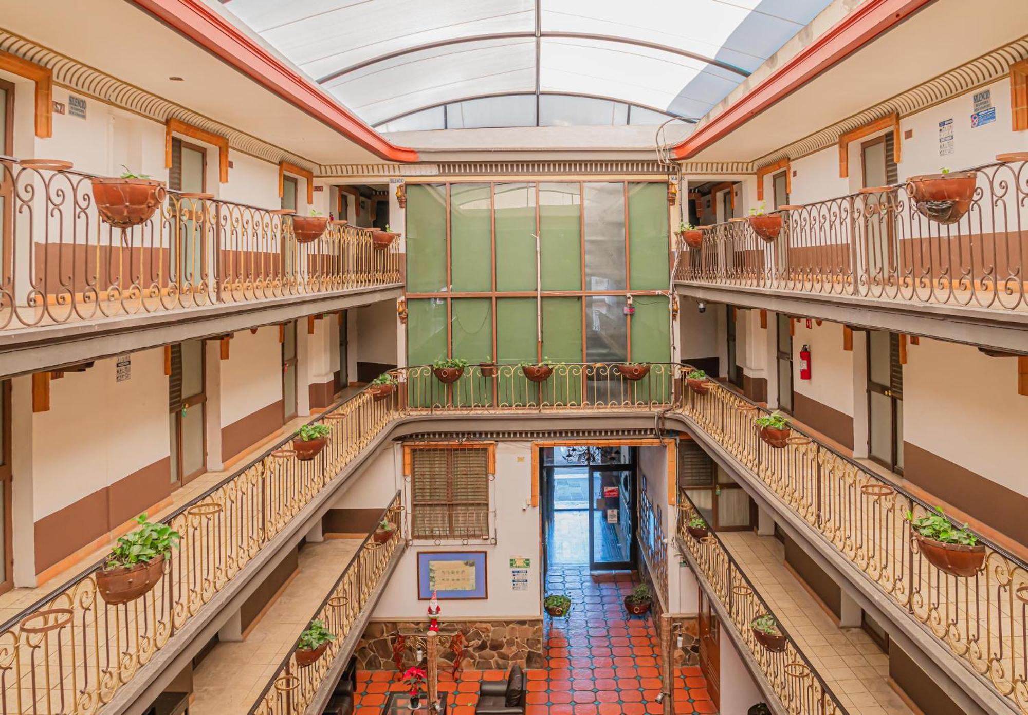 Hotel Zapotlan Ciudad Guzman Extérieur photo